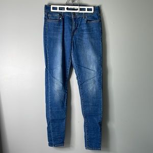 Levi’s 710 Super Skinny Jeans